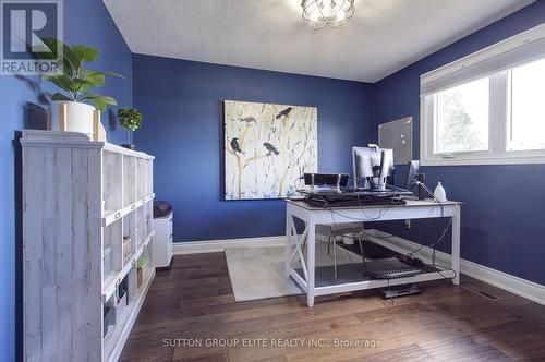 411 The Thicket, Mississauga, ON - Indoor Photo Showing Office