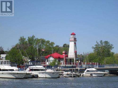 411 The Thicket, Mississauga, ON - Outdoor With Body Of Water