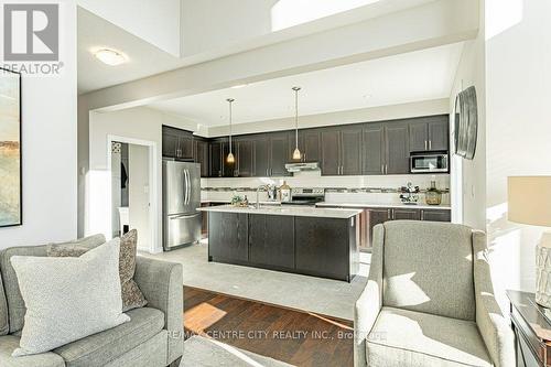 150 Queen Street, Middlesex Centre (Komoka), ON - Indoor Photo Showing Kitchen With Upgraded Kitchen