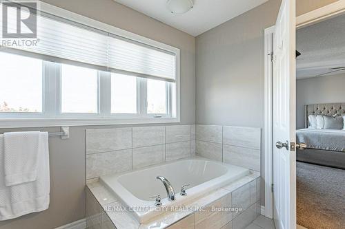 150 Queen Street, Middlesex Centre (Komoka), ON - Indoor Photo Showing Bathroom
