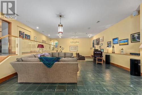 74 Butternut Drive, Kawartha Lakes (Fenelon), ON - Indoor