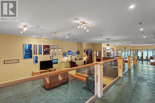 74 Butternut Drive, Kawartha Lakes (Fenelon), ON - Indoor Photo Showing Other Room