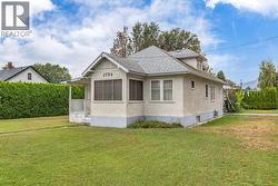 1754 Ethel Street  Kelowna, BC V1Y 2Y9