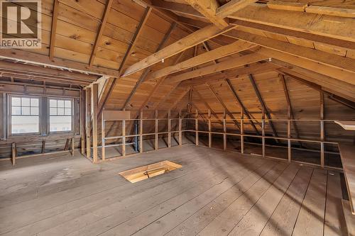 1754 Ethel Street, Kelowna, BC - Indoor Photo Showing Other Room