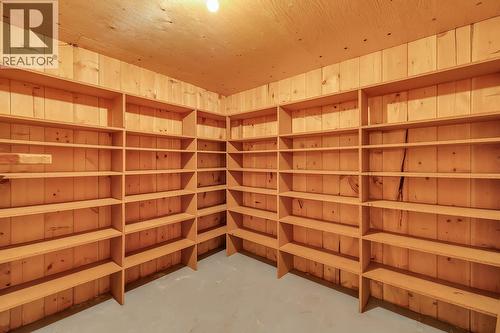 1754 Ethel Street, Kelowna, BC - Indoor Photo Showing Other Room