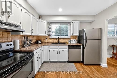 14 Caledon Crescent, Brampton, ON - Indoor Photo Showing Kitchen With Stainless Steel Kitchen With Double Sink