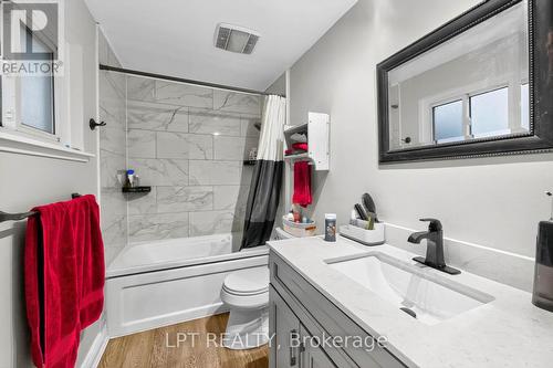 14 Caledon Crescent, Brampton, ON - Indoor Photo Showing Bathroom