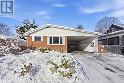 322 PEARL STREET  Brockville, ON K6V 4E2