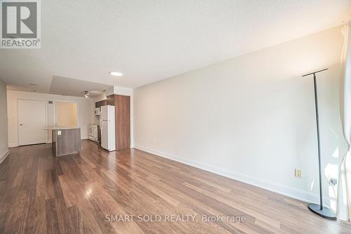 901 - 2191 Yonge Street, Toronto, ON - Indoor