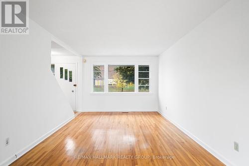 2028 Othello Avenue, Ottawa, ON - Indoor Photo Showing Other Room