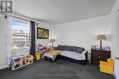 6745 Main Street, Whitchurch-Stouffville, ON - Indoor Photo Showing Bedroom
