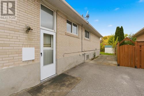 1731 Sandgate Crescent, Mississauga, ON - Outdoor With Exterior