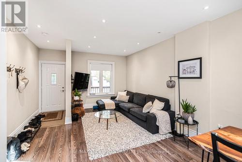 319 Hunter Street W, Hamilton, ON - Indoor Photo Showing Living Room