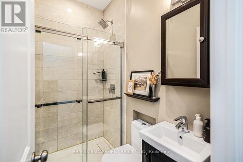 319 Hunter Street W, Hamilton, ON - Indoor Photo Showing Bathroom