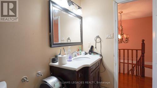 16 Duggan Drive, Brampton, ON - Indoor Photo Showing Bathroom