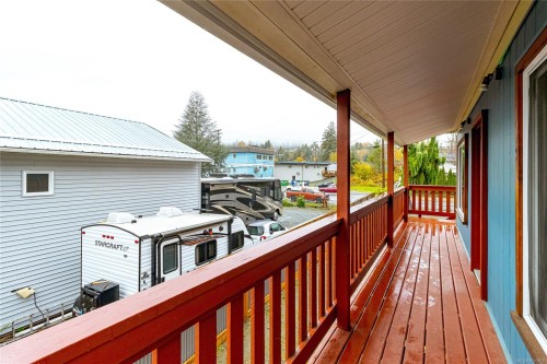 84 Lakeview Ave, Lake Cowichan, BC 