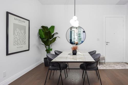 Salle à manger - 2004-255 Rue Étienne-Lavoie, Laval (Sainte-Dorothée), QC - Indoor Photo Showing Dining Room