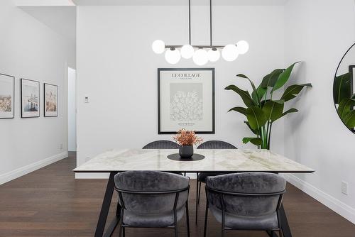 Salle à manger - 2004-255 Rue Étienne-Lavoie, Laval (Sainte-Dorothée), QC - Indoor Photo Showing Dining Room
