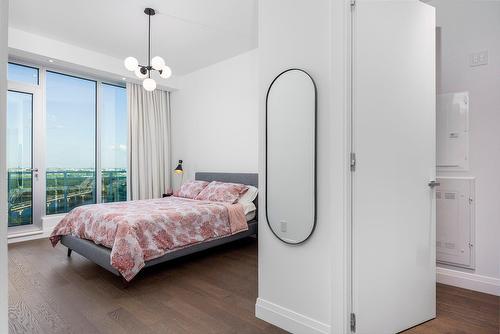 Chambre à coucher principale - 2004-255 Rue Étienne-Lavoie, Laval (Sainte-Dorothée), QC - Indoor Photo Showing Bedroom