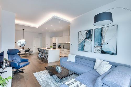 Vue d'ensemble - 2004-255 Rue Étienne-Lavoie, Laval (Sainte-Dorothée), QC - Indoor Photo Showing Living Room