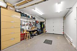 Garage - 