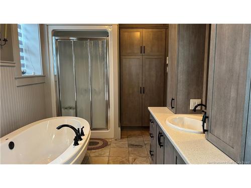 22 Cyr St, Saint-Léonard, NB 