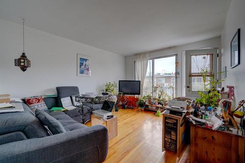 Salon - 8913  - 15 2E Avenue, Montréal (Villeray/Saint-Michel/Parc-Extension), QC - Indoor Photo Showing Living Room