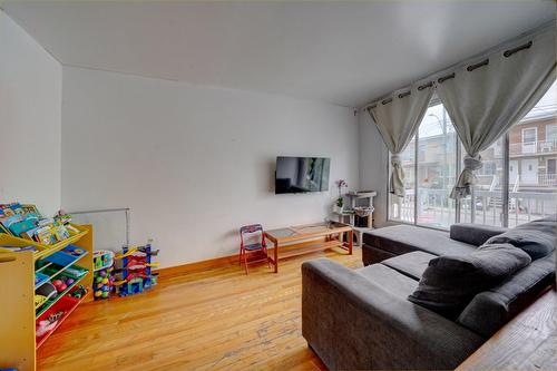 Salon - 8913  - 15 2E Avenue, Montréal (Villeray/Saint-Michel/Parc-Extension), QC - Indoor