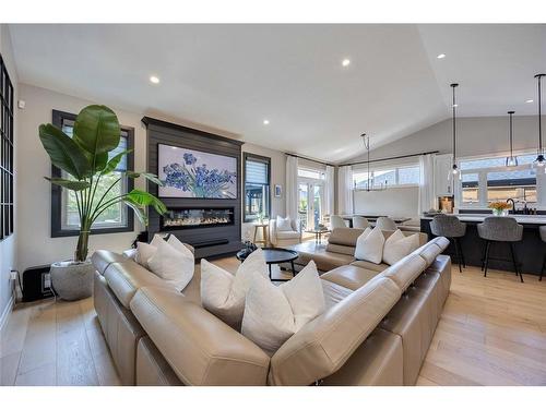 104 Kamal Drive, Sarnia, ON 