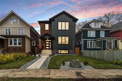 942 McMillan AVE  Winnipeg, MB R3M 0V6
