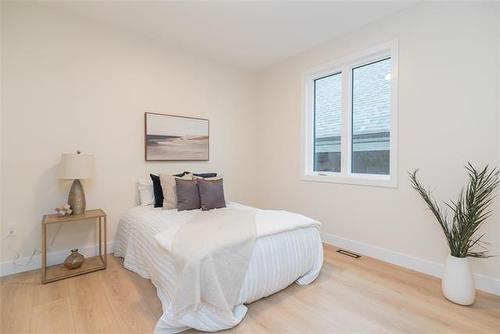 942 Mcmillan Ave, Winnipeg, MB 