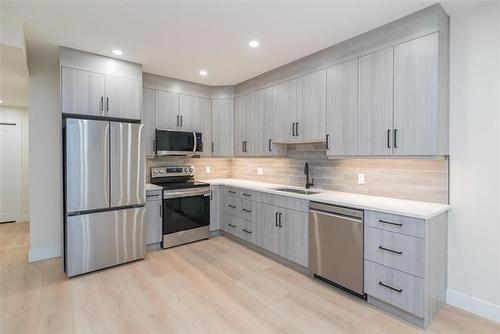 942 Mcmillan Ave, Winnipeg, MB 