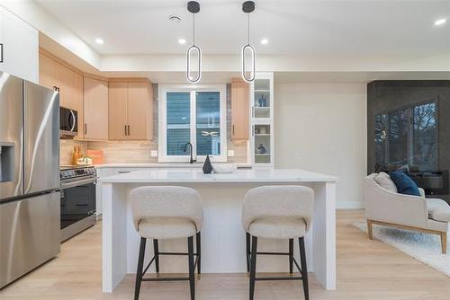 942 Mcmillan Ave, Winnipeg, MB 