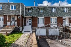 1117 Rue Bellevue  Longueuil (Greenfield Park), QC J4V 1J8
