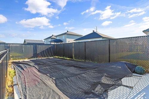 Piscine - 123 Rue Des Récoltes, Sainte-Barbe, QC - Outdoor