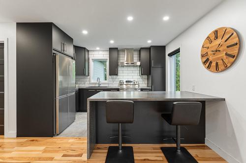 Cuisine - 814 Imp. De La Roche, Granby, QC - Indoor Photo Showing Kitchen With Upgraded Kitchen