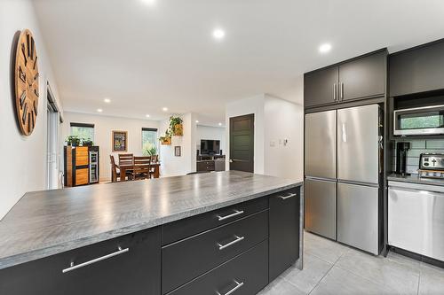 Cuisine - 814 Imp. De La Roche, Granby, QC - Indoor Photo Showing Kitchen