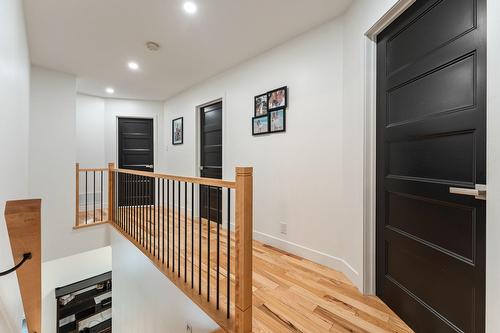 Escalier - 814 Imp. De La Roche, Granby, QC - Indoor Photo Showing Other Room