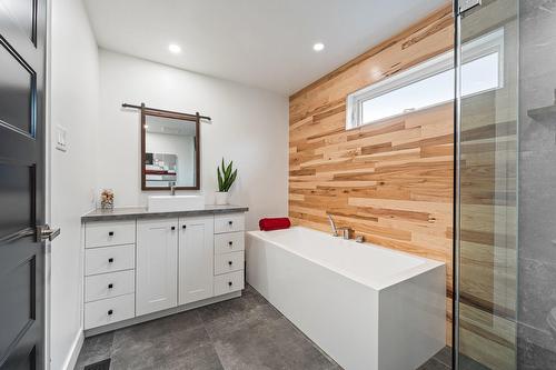 Salle de bains - 814 Imp. De La Roche, Granby, QC - Indoor Photo Showing Bathroom