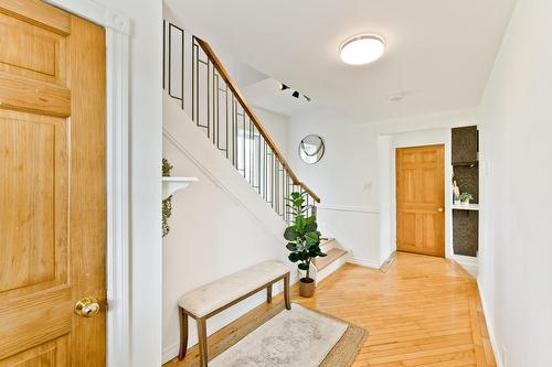 Hall - 45Z Ch. Dubuc, Compton, QC 