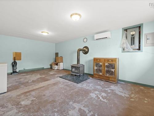 83 Samuel Oickle Road, West Clifford, NS - Indoor With Fireplace