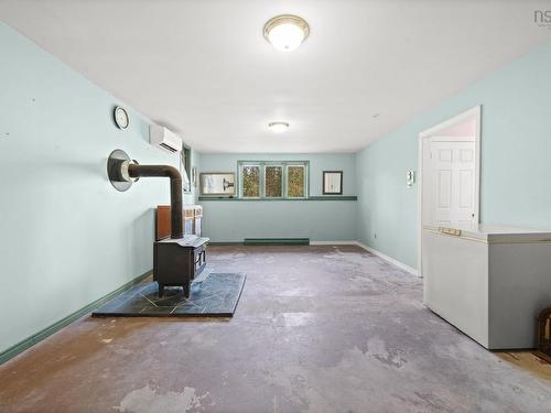 83 Samuel Oickle Road, West Clifford, NS - Indoor Photo Showing Other Room