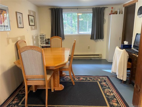 247 Huson Rd, Qualicum Beach, BC 