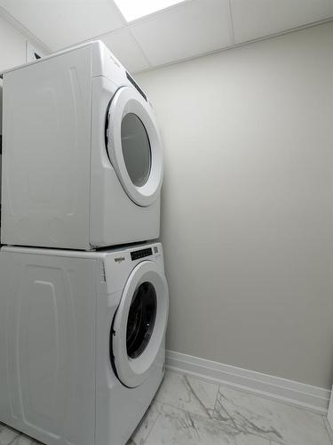 204-1540 Venetian Boulevard, Point Edward, ON 