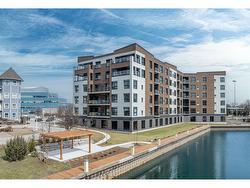 301-1540 VENETIAN Boulevard  Point Edward, ON N7T 0A4