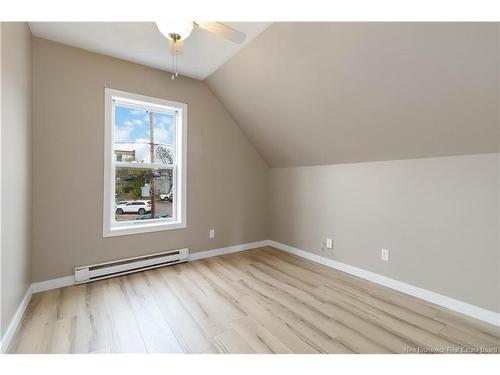 30 Fleet St, Moncton, NB 