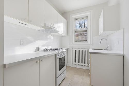 Cuisine - 6-3405 Av. De Vendôme, Montréal (Côte-Des-Neiges/Notre-Dame-De-Grâce), QC - Indoor Photo Showing Kitchen