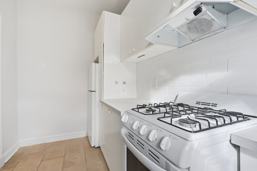 Cuisine - 6-3405 Av. De Vendôme, Montréal (Côte-Des-Neiges/Notre-Dame-De-Grâce), QC - Indoor Photo Showing Kitchen