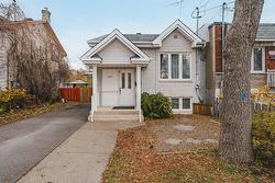 2303 Rue Desmarteau  Montréal (Mercier/Hochelaga-Maisonneuve), QC H1L 4N1