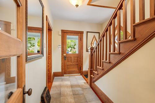 Hall - 41 Rue Mountain, Sutton, QC - Indoor Photo Showing Other Room